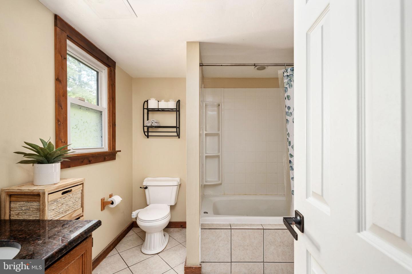 11 CARDINAL DRIVE, FREDERICKSBURG, Virginia 22406, 5 Bedrooms Bedrooms, ,3 BathroomsBathrooms,Residential,For sale,11 CARDINAL DRIVE,VAST2040360 MLS # VAST2040360