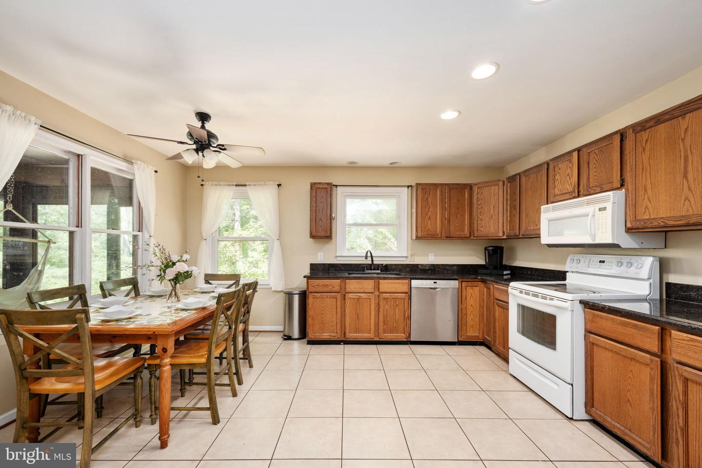 11 CARDINAL DRIVE, FREDERICKSBURG, Virginia 22406, 5 Bedrooms Bedrooms, ,3 BathroomsBathrooms,Residential,For sale,11 CARDINAL DRIVE,VAST2040360 MLS # VAST2040360