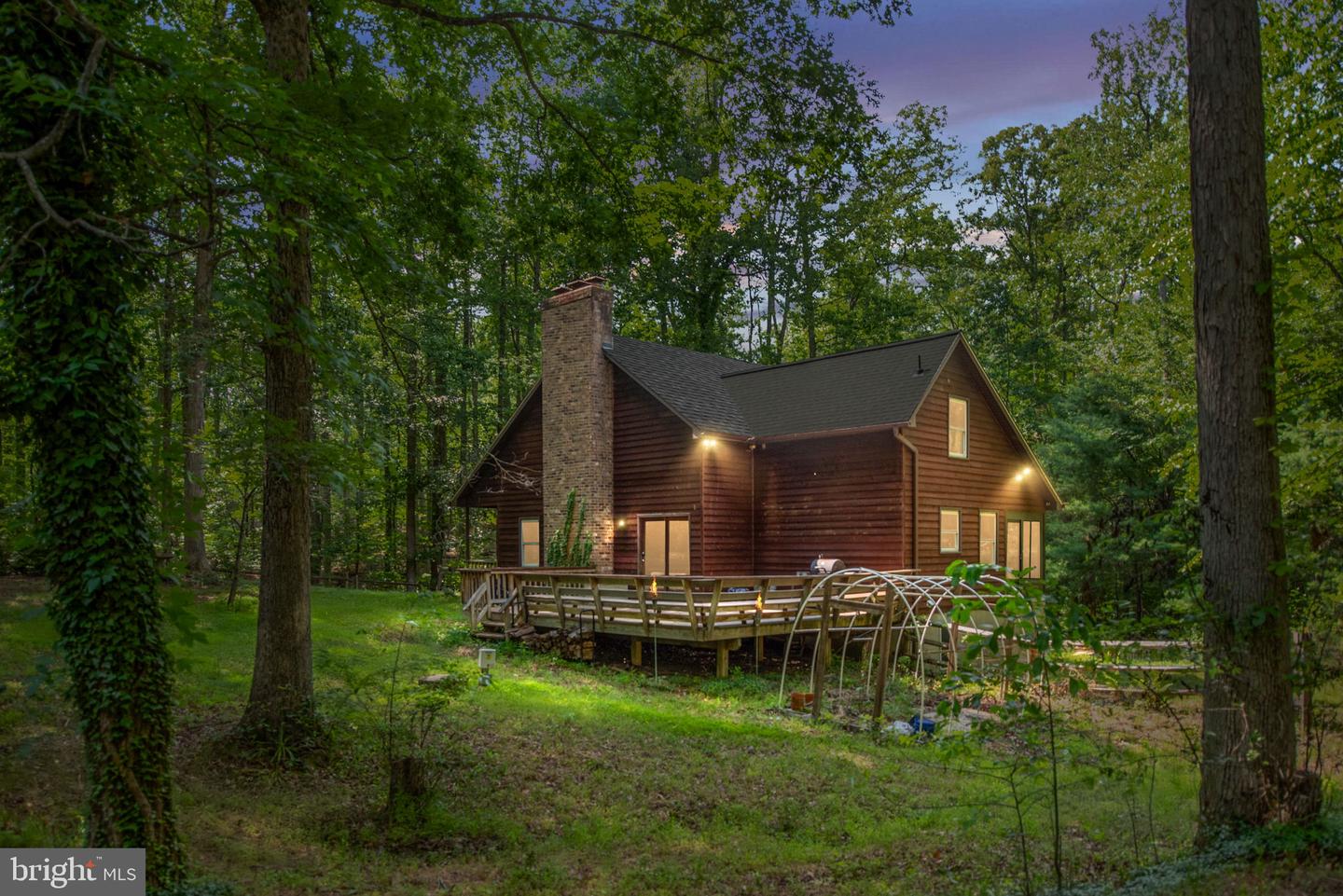 11 CARDINAL DRIVE, FREDERICKSBURG, Virginia 22406, 5 Bedrooms Bedrooms, ,3 BathroomsBathrooms,Residential,For sale,11 CARDINAL DRIVE,VAST2040360 MLS # VAST2040360