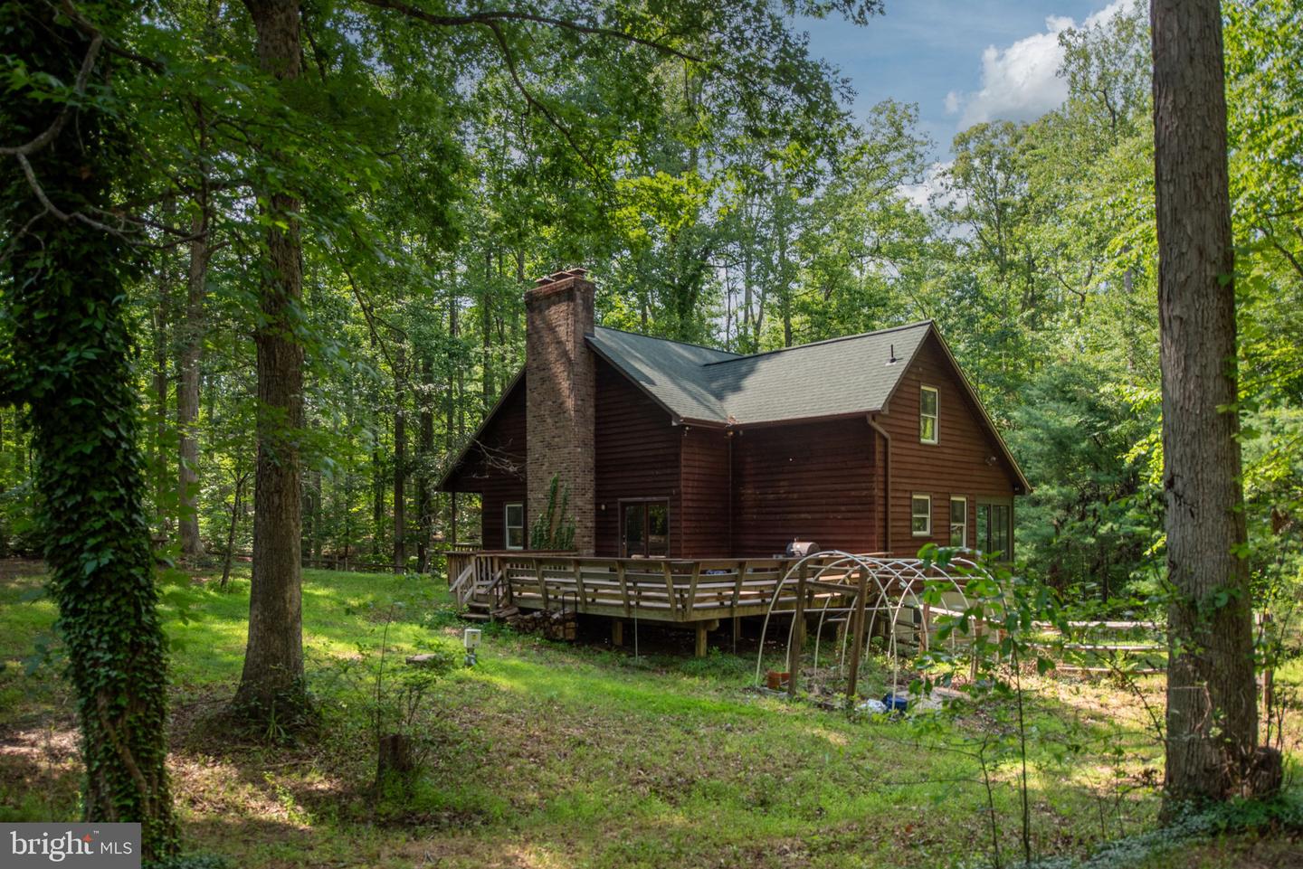 11 CARDINAL DRIVE, FREDERICKSBURG, Virginia 22406, 5 Bedrooms Bedrooms, ,3 BathroomsBathrooms,Residential,For sale,11 CARDINAL DRIVE,VAST2040360 MLS # VAST2040360