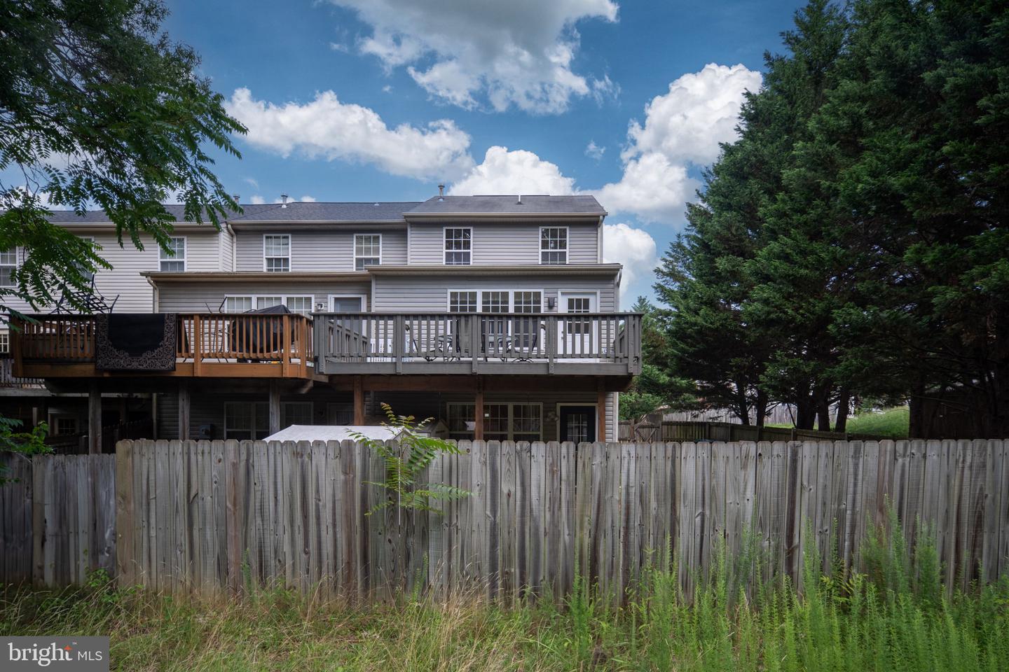 101 MEREDITH LN, FREDERICKSBURG, Virginia 22405, 3 Bedrooms Bedrooms, ,2 BathroomsBathrooms,Residential,For sale,101 MEREDITH LN,VAST2040362 MLS # VAST2040362