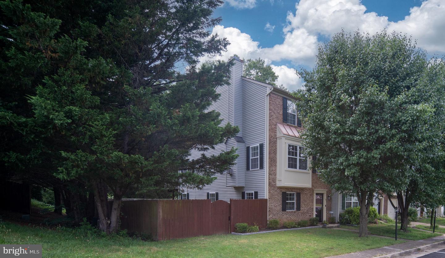 101 MEREDITH LN, FREDERICKSBURG, Virginia 22405, 3 Bedrooms Bedrooms, ,2 BathroomsBathrooms,Residential,For sale,101 MEREDITH LN,VAST2040362 MLS # VAST2040362