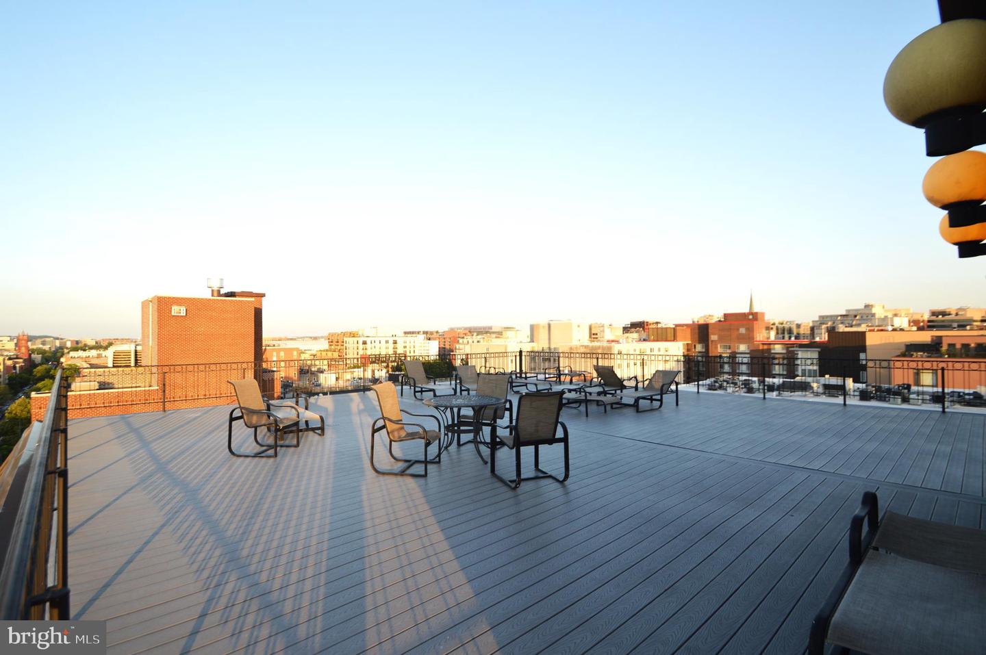 1245 13TH ST NW #902, WASHINGTON, District Of Columbia 20005, 2 Bedrooms Bedrooms, ,2 BathroomsBathrooms,Residential,For sale,1245 13TH ST NW #902,DCDC2208452 MLS # DCDC2208452
