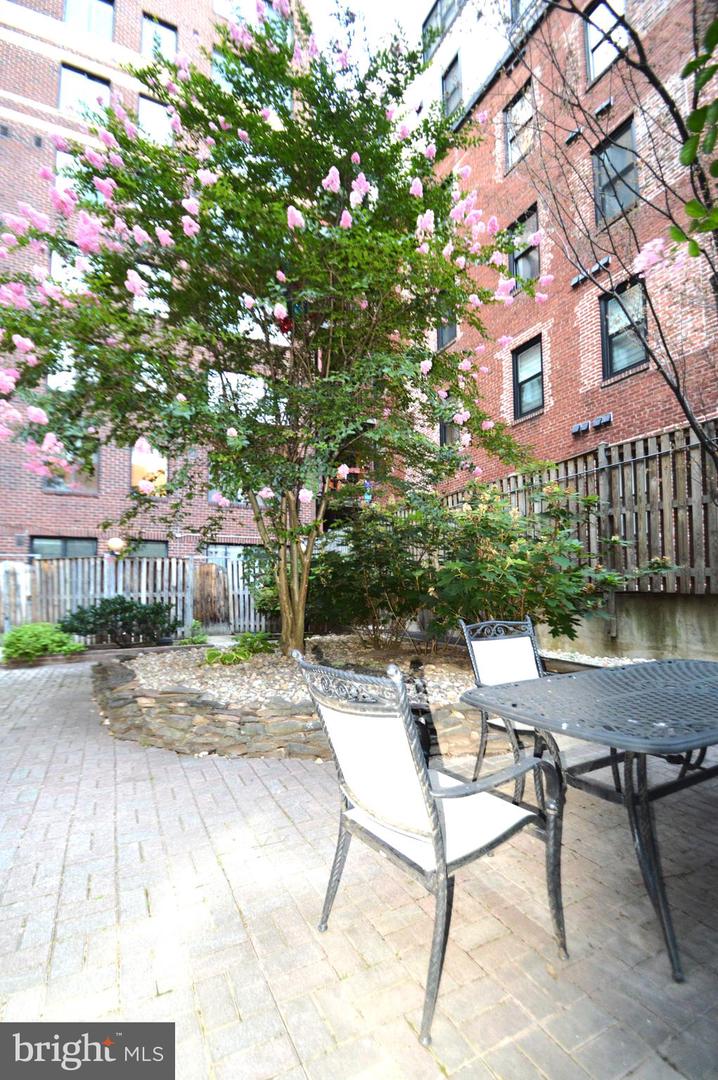 1245 13TH ST NW #902, WASHINGTON, District Of Columbia 20005, 2 Bedrooms Bedrooms, ,2 BathroomsBathrooms,Residential,For sale,1245 13TH ST NW #902,DCDC2208452 MLS # DCDC2208452