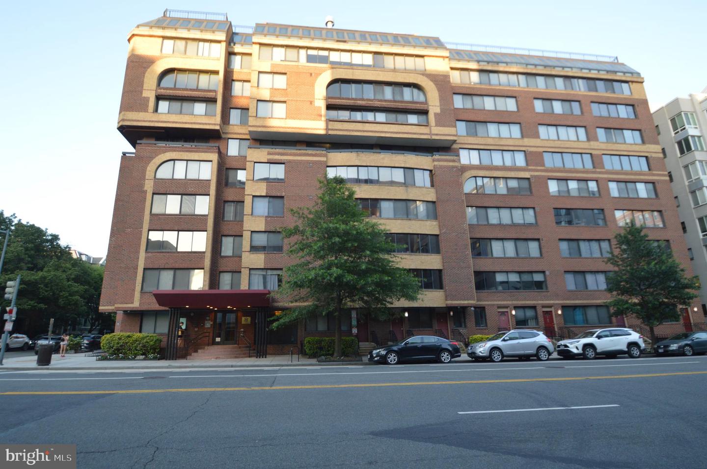 1245 13TH ST NW #902, WASHINGTON, District Of Columbia 20005, 2 Bedrooms Bedrooms, ,2 BathroomsBathrooms,Residential,For sale,1245 13TH ST NW #902,DCDC2208452 MLS # DCDC2208452