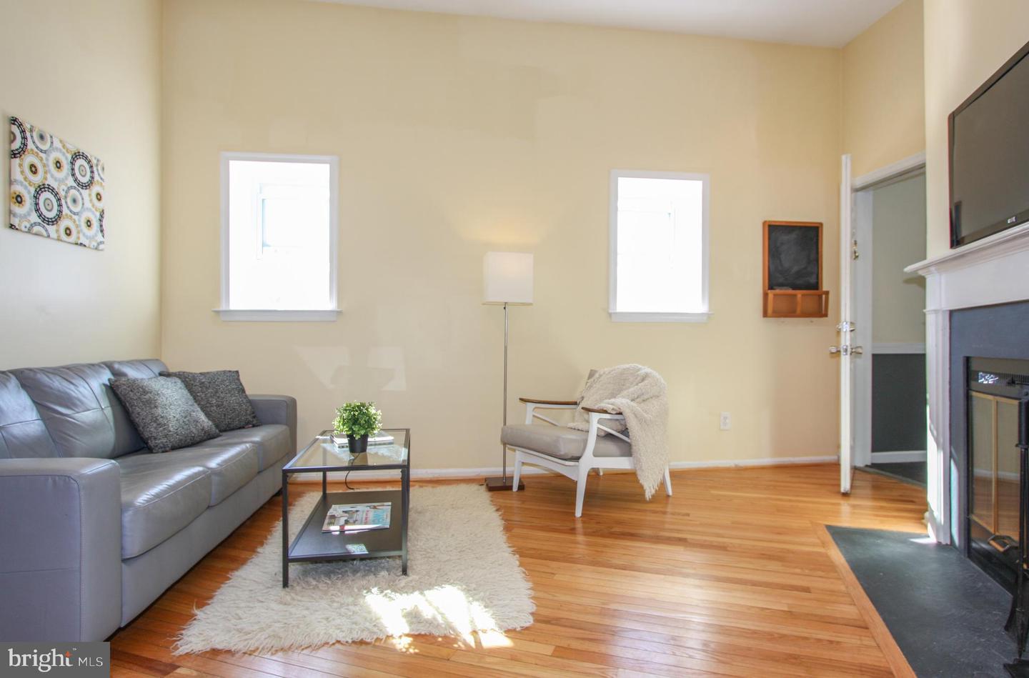 1434 POTOMAC AVE SE #5, WASHINGTON, District Of Columbia 20003, 1 Bedroom Bedrooms, ,1 BathroomBathrooms,Residential,For sale,1434 POTOMAC AVE SE #5,DCDC2208460 MLS # DCDC2208460