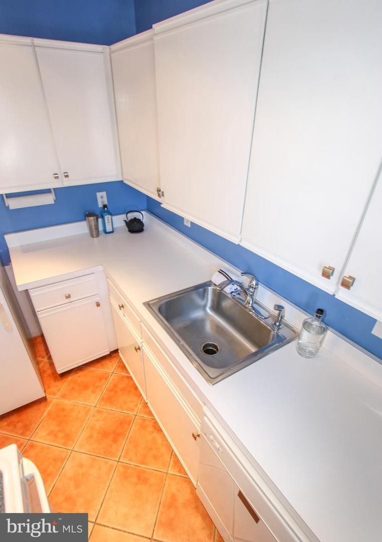 1434 POTOMAC AVE SE #5, WASHINGTON, District Of Columbia 20003, 1 Bedroom Bedrooms, ,1 BathroomBathrooms,Residential,For sale,1434 POTOMAC AVE SE #5,DCDC2208460 MLS # DCDC2208460