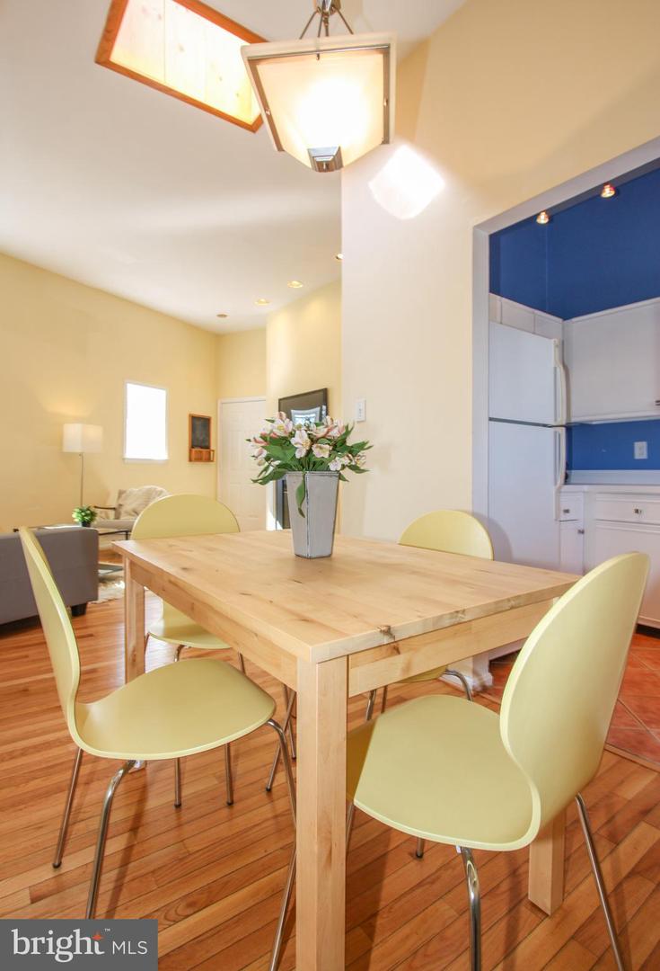 1434 POTOMAC AVE SE #5, WASHINGTON, District Of Columbia 20003, 1 Bedroom Bedrooms, ,1 BathroomBathrooms,Residential,For sale,1434 POTOMAC AVE SE #5,DCDC2208460 MLS # DCDC2208460