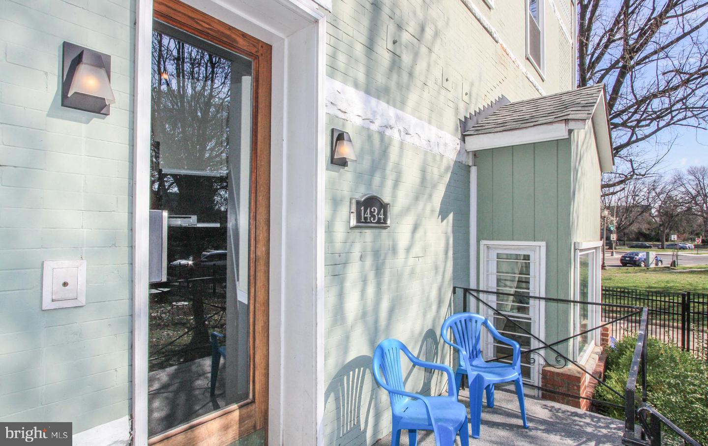 1434 POTOMAC AVE SE #5, WASHINGTON, District Of Columbia 20003, 1 Bedroom Bedrooms, ,1 BathroomBathrooms,Residential,For sale,1434 POTOMAC AVE SE #5,DCDC2208460 MLS # DCDC2208460