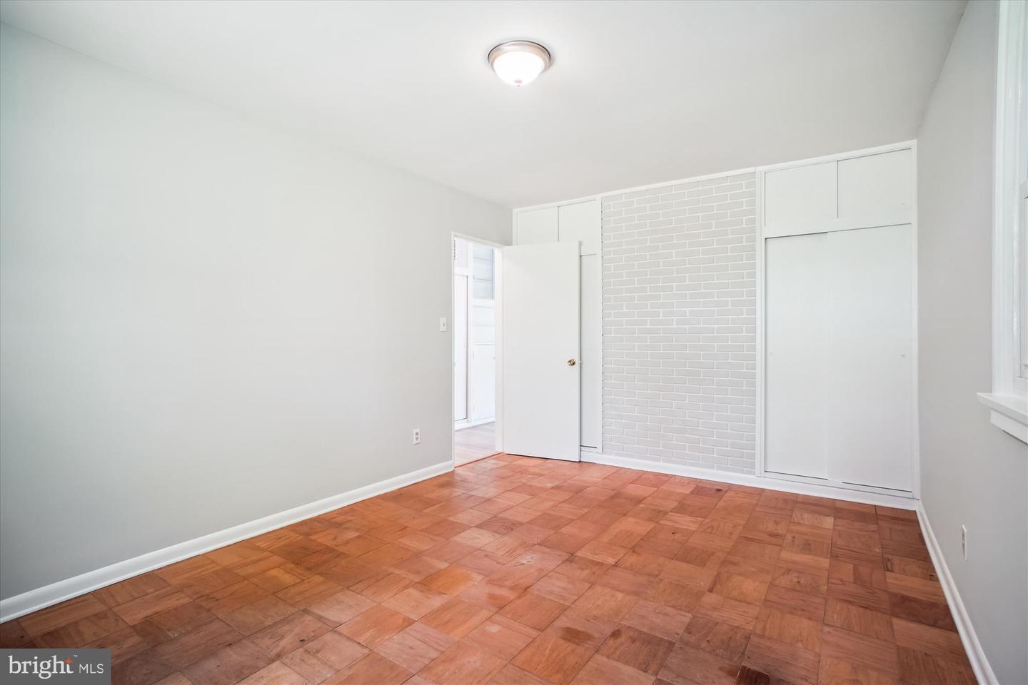 3135 MANOR RD, FALLS CHURCH, Virginia 22042, 3 Bedrooms Bedrooms, ,2 BathroomsBathrooms,Residential,For sale,3135 MANOR RD,VAFX2252664 MLS # VAFX2252664
