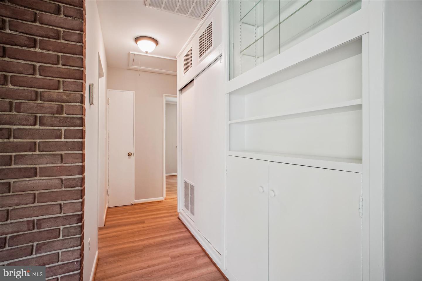 3135 MANOR RD, FALLS CHURCH, Virginia 22042, 3 Bedrooms Bedrooms, ,2 BathroomsBathrooms,Residential,For sale,3135 MANOR RD,VAFX2252664 MLS # VAFX2252664
