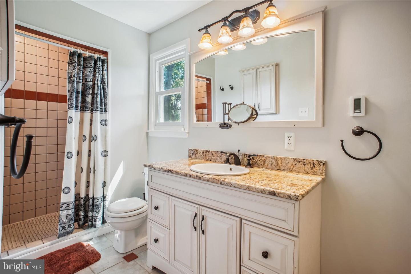 3135 MANOR RD, FALLS CHURCH, Virginia 22042, 3 Bedrooms Bedrooms, ,2 BathroomsBathrooms,Residential,For sale,3135 MANOR RD,VAFX2252664 MLS # VAFX2252664