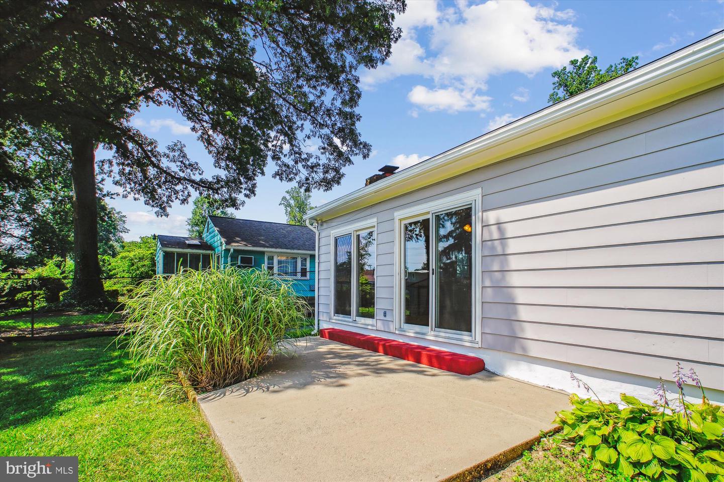 3135 MANOR RD, FALLS CHURCH, Virginia 22042, 3 Bedrooms Bedrooms, ,2 BathroomsBathrooms,Residential,For sale,3135 MANOR RD,VAFX2252664 MLS # VAFX2252664