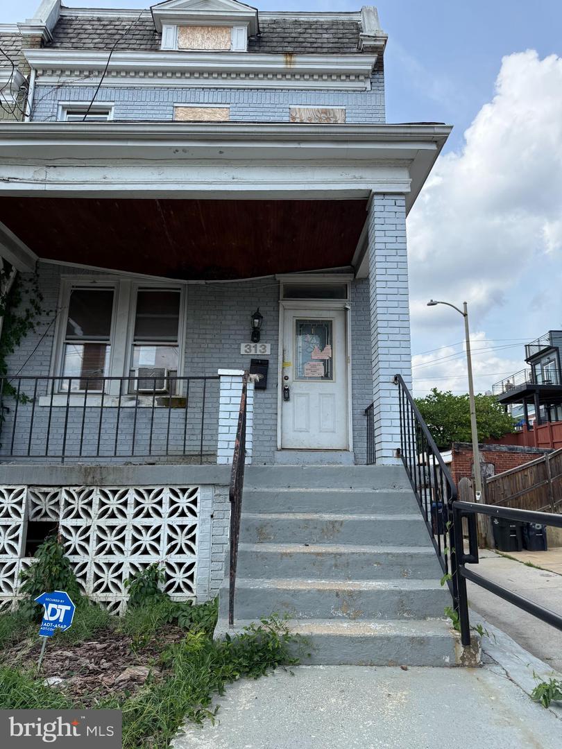 313 UPSHUR ST NW, WASHINGTON, District Of Columbia 20011, 3 Bedrooms Bedrooms, ,3 BathroomsBathrooms,Residential,For sale,313 UPSHUR ST NW,DCDC2208574 MLS # DCDC2208574