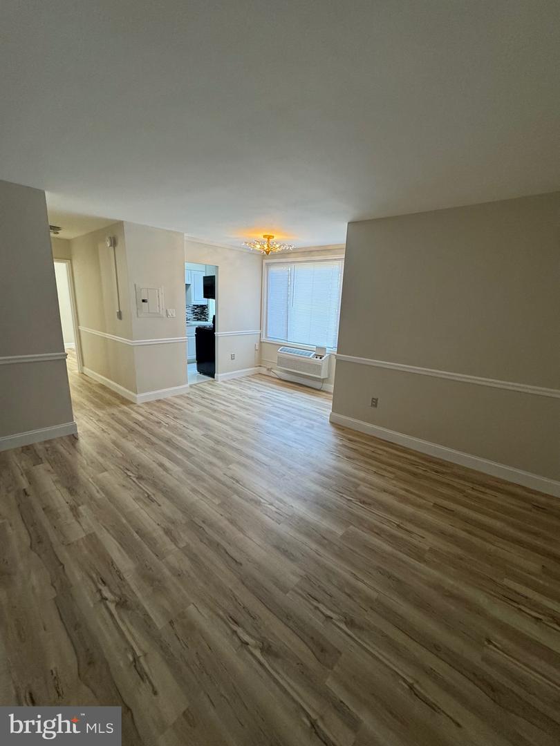 1907 GOOD HOPE RD SE #211, WASHINGTON, District Of Columbia 20020, 1 Bedroom Bedrooms, ,1 BathroomBathrooms,Residential,For sale,1907 GOOD HOPE RD SE #211,DCDC2208576 MLS # DCDC2208576