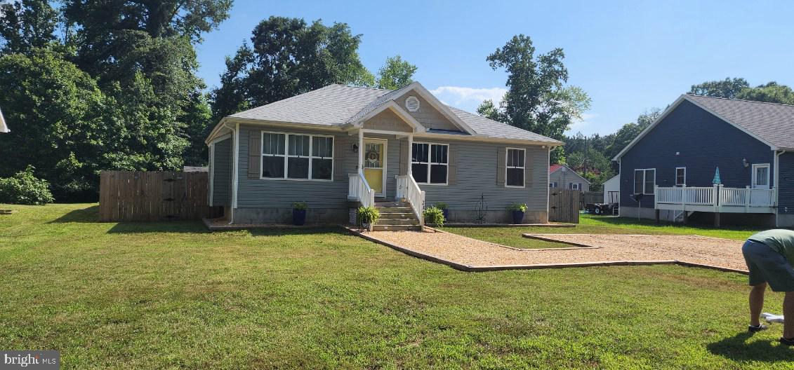 233 STRATFORD DR, COLONIAL BEACH, Virginia 22443, 3 Bedrooms Bedrooms, ,2 BathroomsBathrooms,Residential,For sale,233 STRATFORD DR,VAWE2009222 MLS # VAWE2009222