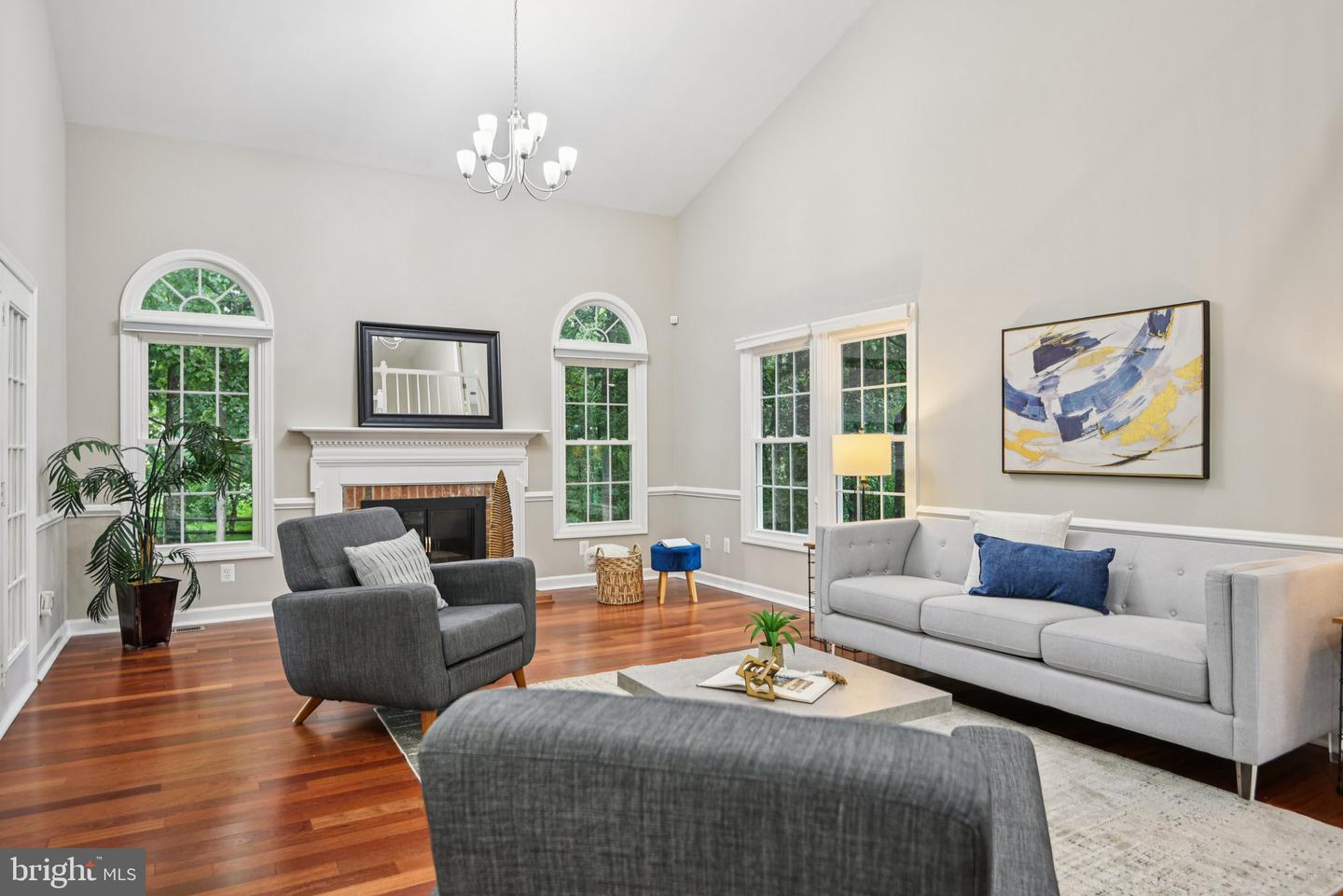 4528 ORR DR, CHANTILLY, Virginia 20151, 4 Bedrooms Bedrooms, ,4 BathroomsBathrooms,Residential,For sale,4528 ORR DR,VAFX2252948 MLS # VAFX2252948