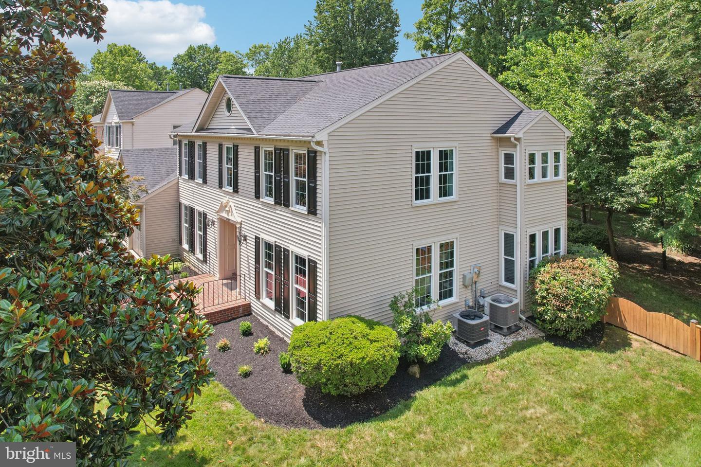 4528 ORR DR, CHANTILLY, Virginia 20151, 4 Bedrooms Bedrooms, ,4 BathroomsBathrooms,Residential,For sale,4528 ORR DR,VAFX2252948 MLS # VAFX2252948
