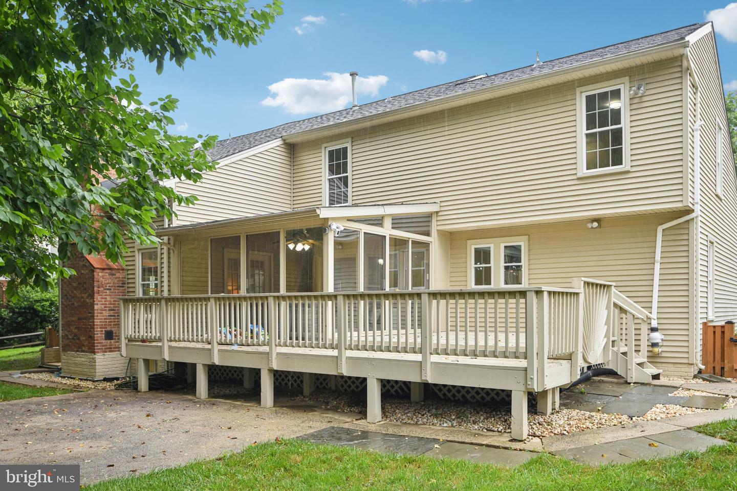 4528 ORR DR, CHANTILLY, Virginia 20151, 4 Bedrooms Bedrooms, ,4 BathroomsBathrooms,Residential,For sale,4528 ORR DR,VAFX2252948 MLS # VAFX2252948