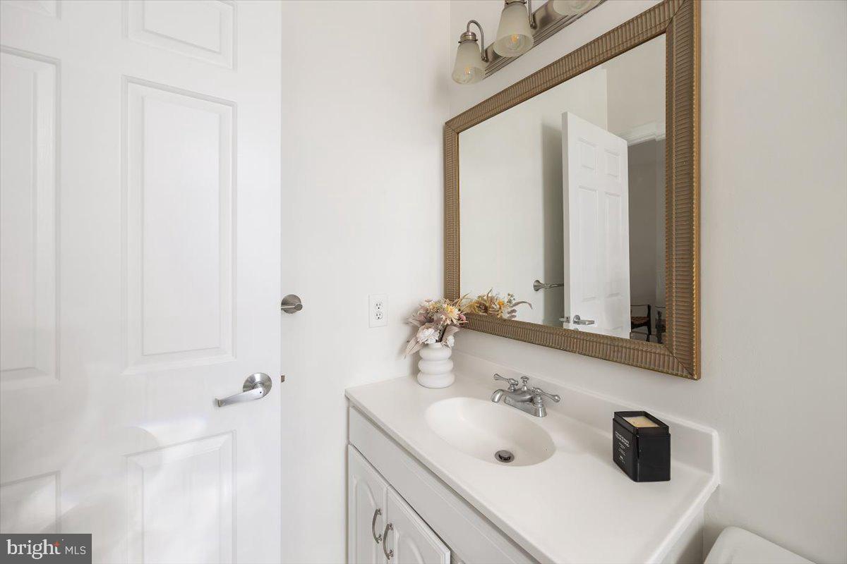 1843 MINTWOOD PL NW #207, WASHINGTON, District Of Columbia 20009, 1 Bedroom Bedrooms, ,2 BathroomsBathrooms,Residential,For sale,1843 MINTWOOD PL NW #207,DCDC2208668 MLS # DCDC2208668