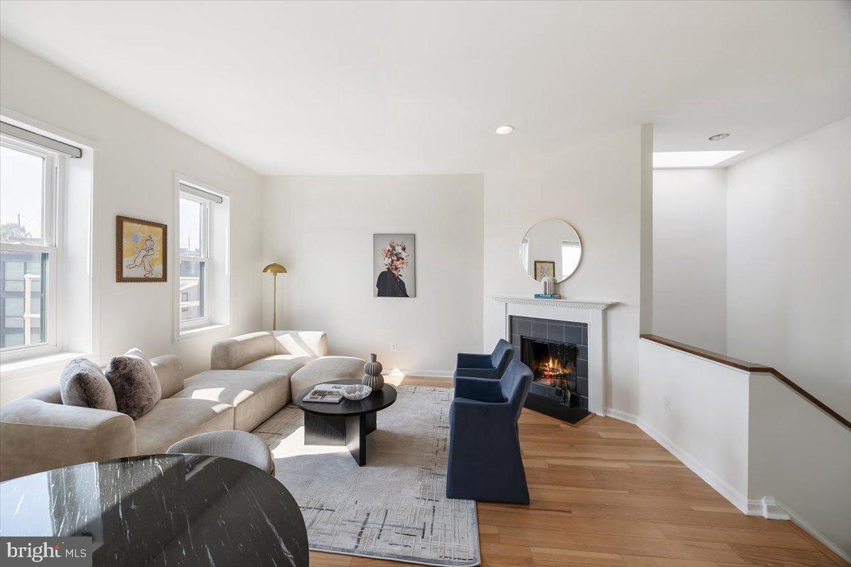 1843 MINTWOOD PL NW #207, WASHINGTON, District Of Columbia 20009, 1 Bedroom Bedrooms, ,2 BathroomsBathrooms,Residential,For sale,1843 MINTWOOD PL NW #207,DCDC2208668 MLS # DCDC2208668