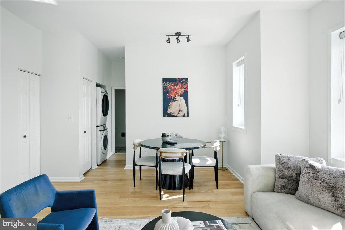 1843 MINTWOOD PL NW #207, WASHINGTON, District Of Columbia 20009, 1 Bedroom Bedrooms, ,2 BathroomsBathrooms,Residential,For sale,1843 MINTWOOD PL NW #207,DCDC2208668 MLS # DCDC2208668