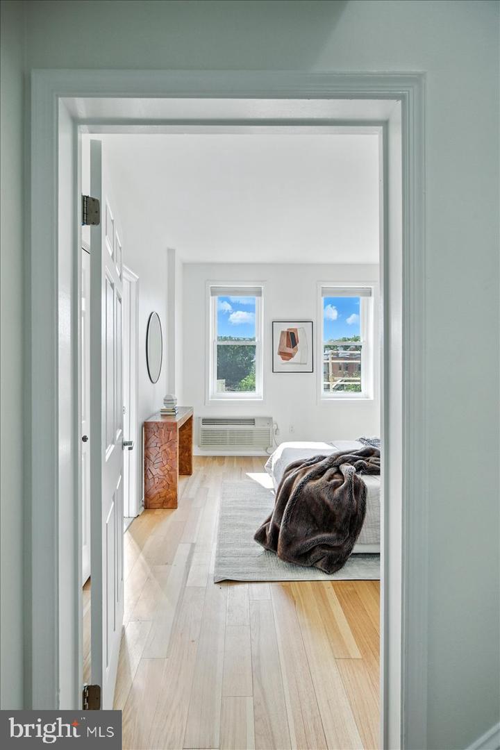 1843 MINTWOOD PL NW #207, WASHINGTON, District Of Columbia 20009, 1 Bedroom Bedrooms, ,2 BathroomsBathrooms,Residential,For sale,1843 MINTWOOD PL NW #207,DCDC2208668 MLS # DCDC2208668