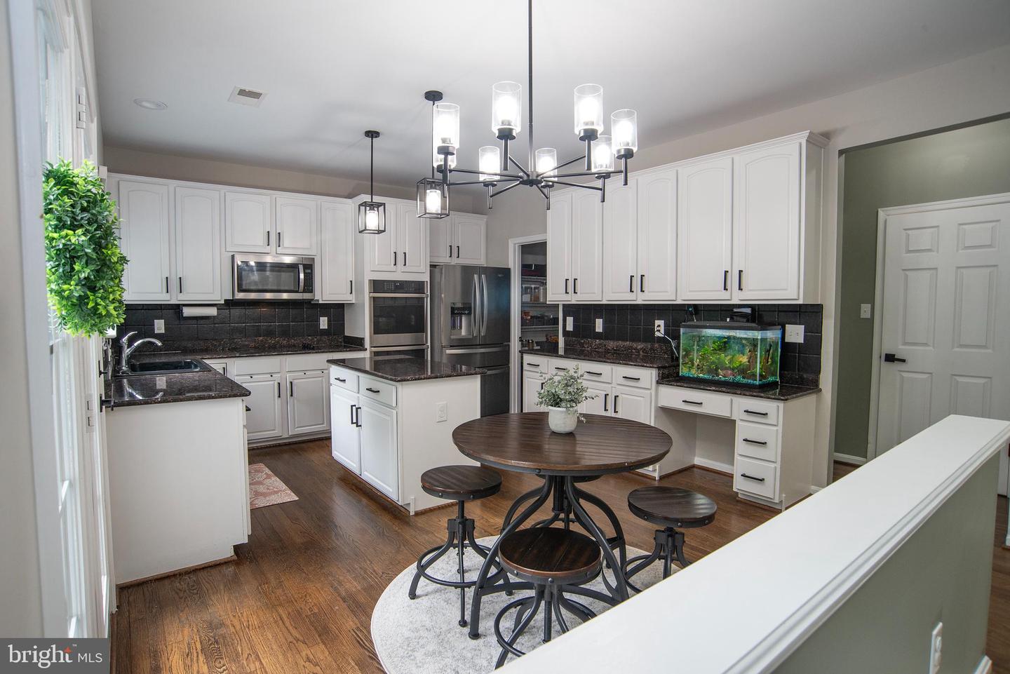 15750 CHIMNEY ROCK TER, WOODBRIDGE, Virginia 22193, 5 Bedrooms Bedrooms, ,3 BathroomsBathrooms,Residential,For sale,15750 CHIMNEY ROCK TER,VAPW2098426 MLS # VAPW2098426