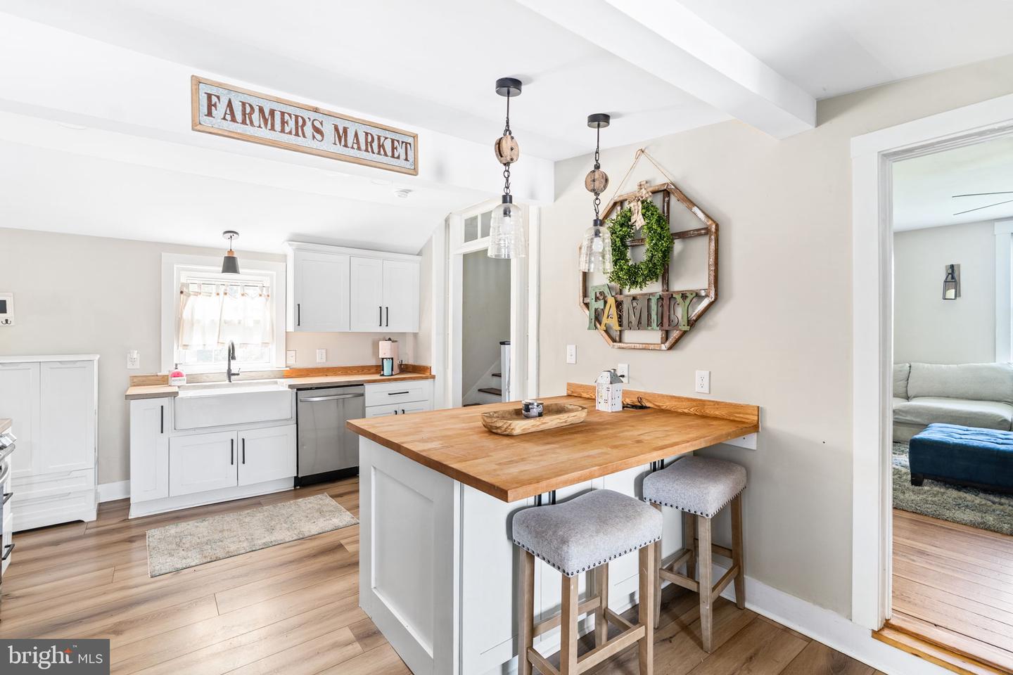 3586 MANFIELD RD, AYLETT, Virginia 23009, 4 Bedrooms Bedrooms, ,3 BathroomsBathrooms,Residential,For sale,3586 MANFIELD RD,VAKW2000244 MLS # VAKW2000244