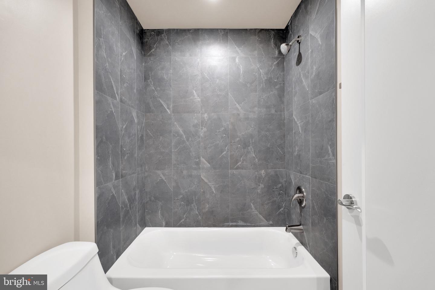 854 XENIA ST SE #2, WASHINGTON, District Of Columbia 20032, 3 Bedrooms Bedrooms, ,3 BathroomsBathrooms,Residential,For sale,854 XENIA ST SE #2,DCDC2208758 MLS # DCDC2208758