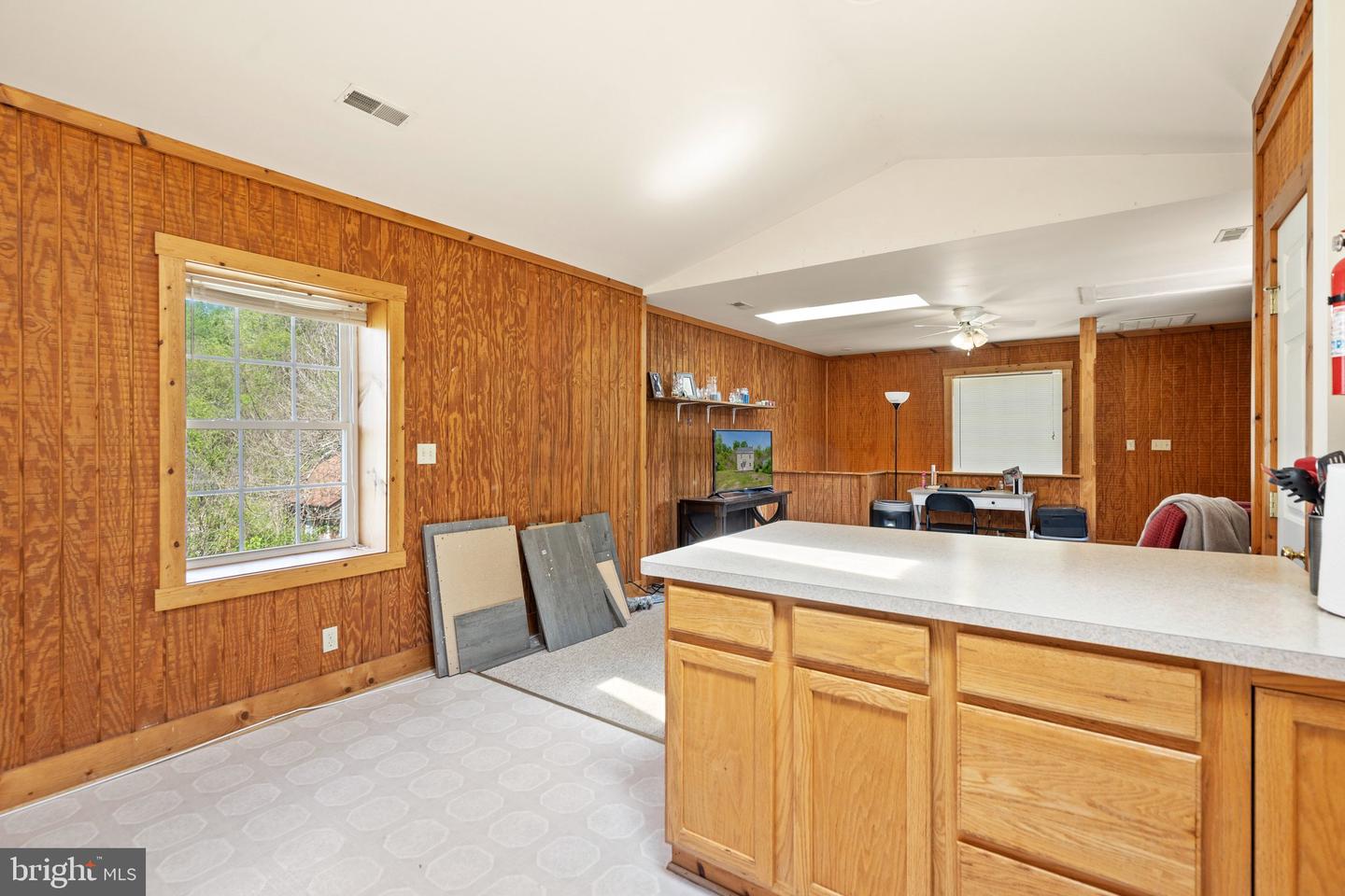 11947 LEE HWY, SPERRYVILLE, Virginia 22740, 2 Bedrooms Bedrooms, ,2 BathroomsBathrooms,Residential,For sale,11947 LEE HWY,VARP2002162 MLS # VARP2002162