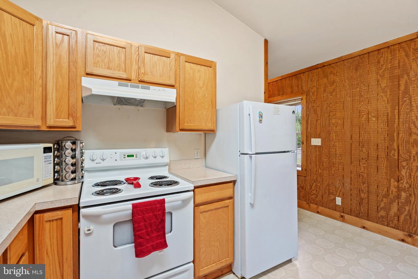 11947 LEE HWY, SPERRYVILLE, Virginia 22740, 2 Bedrooms Bedrooms, ,2 BathroomsBathrooms,Residential,For sale,11947 LEE HWY,VARP2002162 MLS # VARP2002162