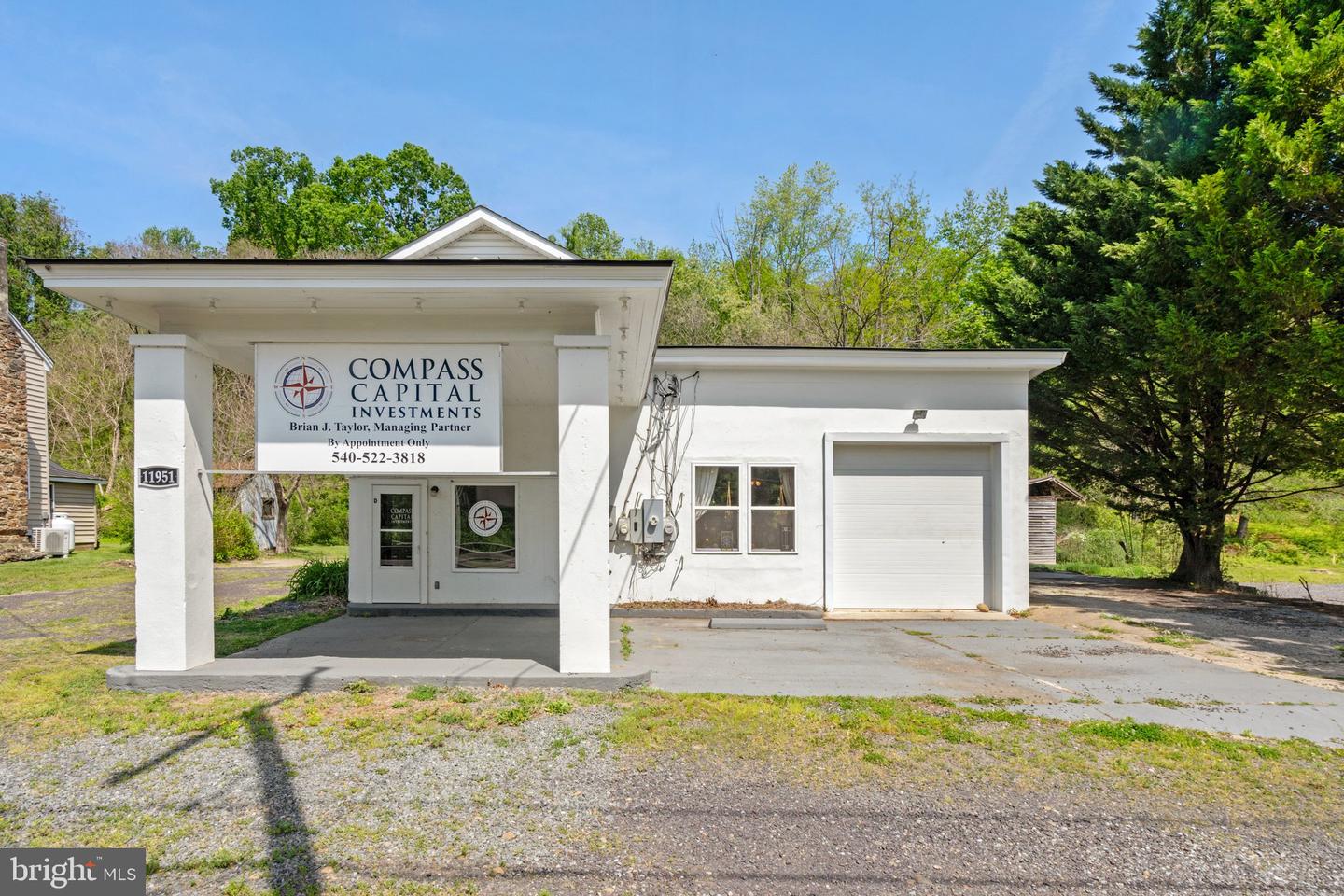 11947 LEE HWY, SPERRYVILLE, Virginia 22740, 2 Bedrooms Bedrooms, ,2 BathroomsBathrooms,Residential,For sale,11947 LEE HWY,VARP2002162 MLS # VARP2002162