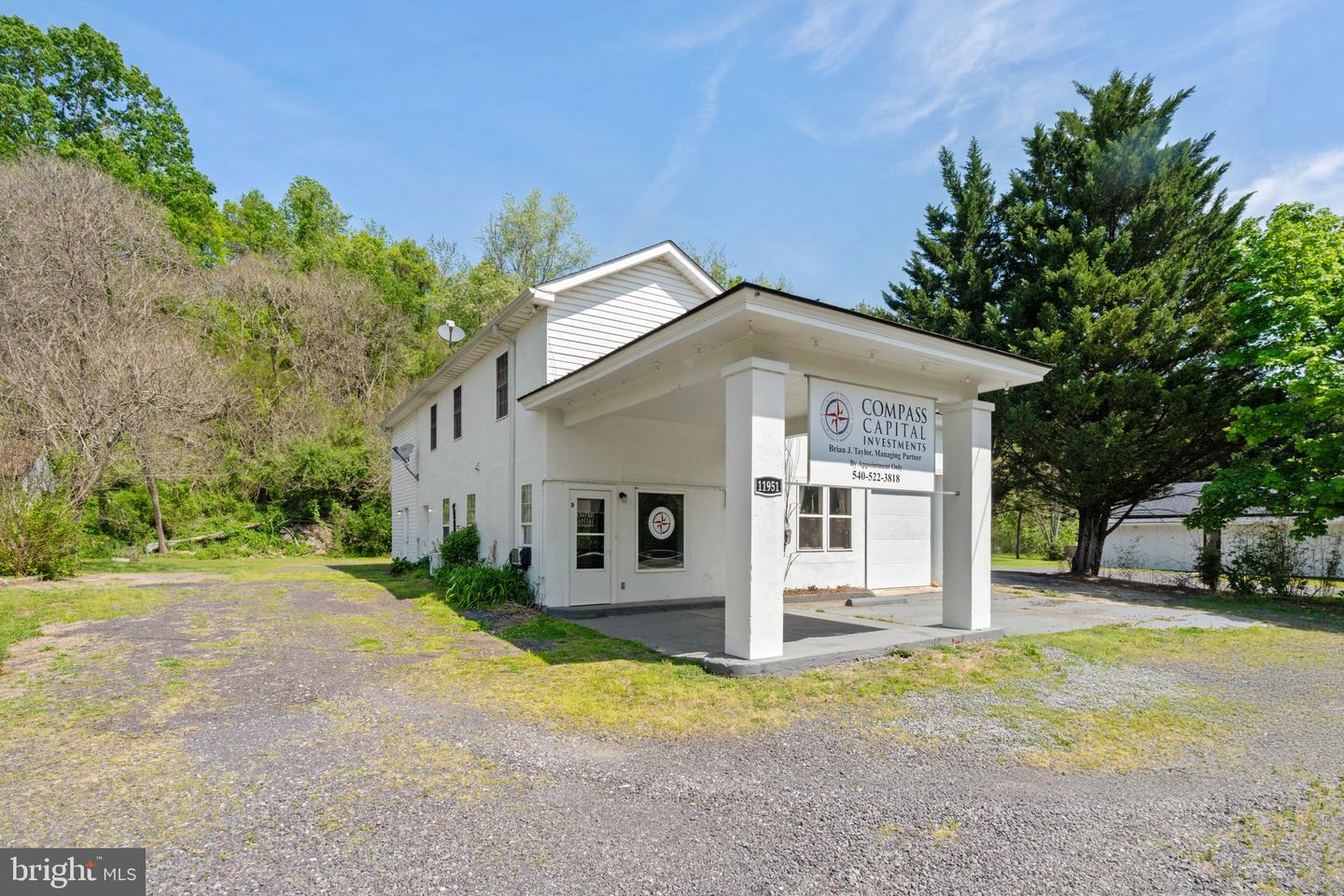 11947 LEE HWY, SPERRYVILLE, Virginia 22740, 2 Bedrooms Bedrooms, ,2 BathroomsBathrooms,Residential,For sale,11947 LEE HWY,VARP2002162 MLS # VARP2002162