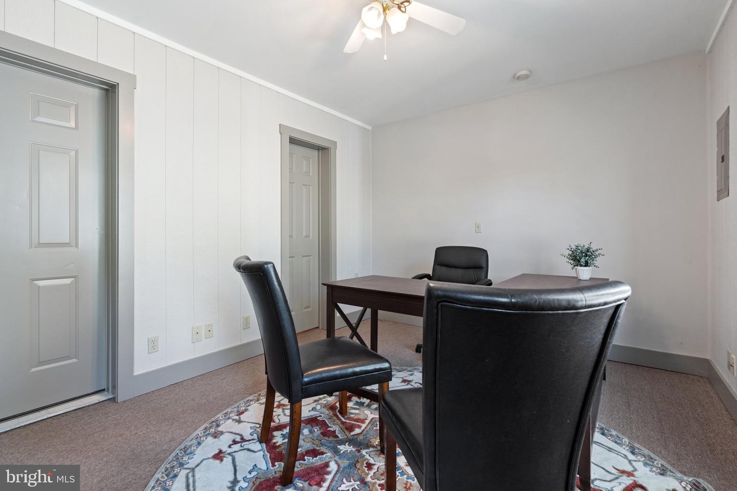 11947 LEE HWY, SPERRYVILLE, Virginia 22740, 2 Bedrooms Bedrooms, ,2 BathroomsBathrooms,Residential,For sale,11947 LEE HWY,VARP2002162 MLS # VARP2002162