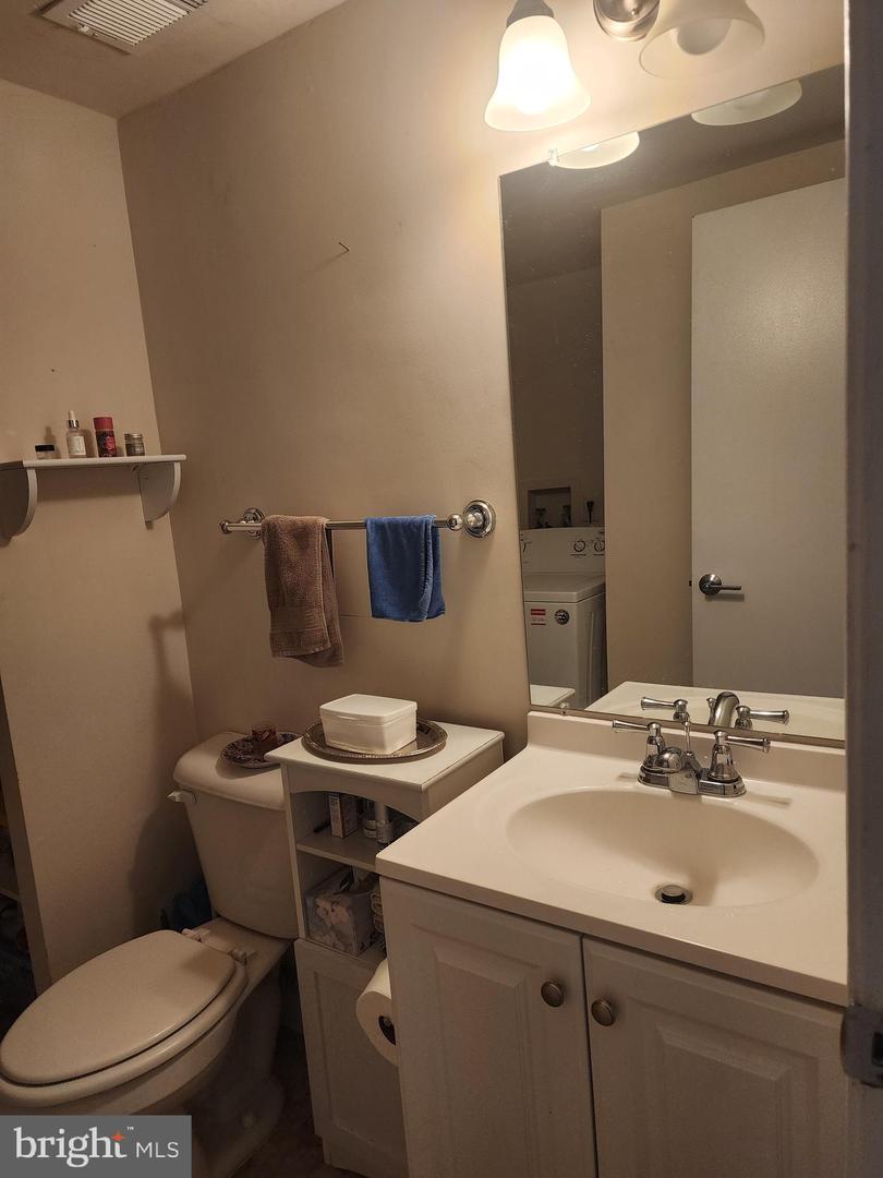4519 APPLEDALE CT, MARSHALL, Virginia 20115, 3 Bedrooms Bedrooms, ,1 BathroomBathrooms,Residential,For sale,4519 APPLEDALE CT,VAFQ2017288 MLS # VAFQ2017288
