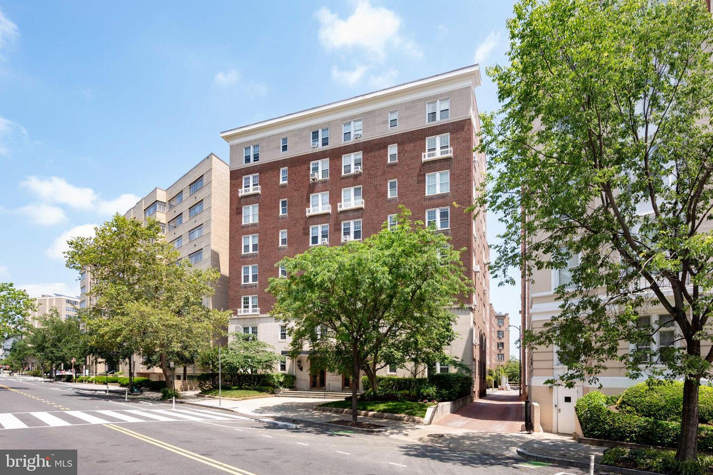 1954 COLUMBIA RD NW #112, WASHINGTON, District Of Columbia 20009, ,1 BathroomBathrooms,Residential,For sale,1954 COLUMBIA RD NW #112,DCDC2208804 MLS # DCDC2208804