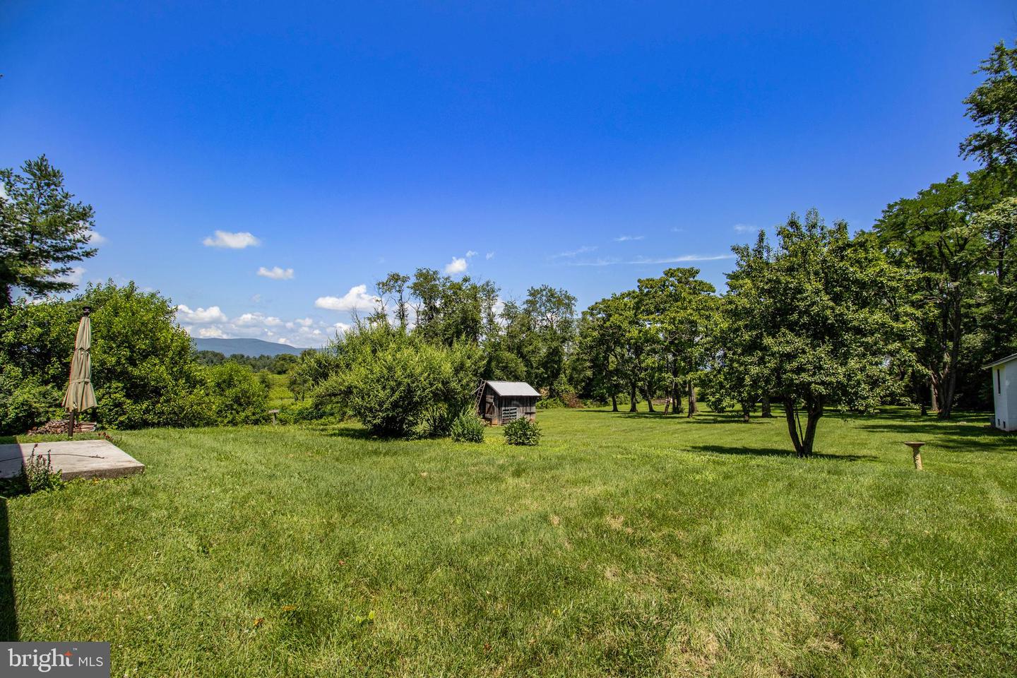 13415 CREST HILL RD, FLINT HILL, Virginia 22627, 3 Bedrooms Bedrooms, ,2 BathroomsBathrooms,Residential,For sale,13415 CREST HILL RD,VARP2002164 MLS # VARP2002164