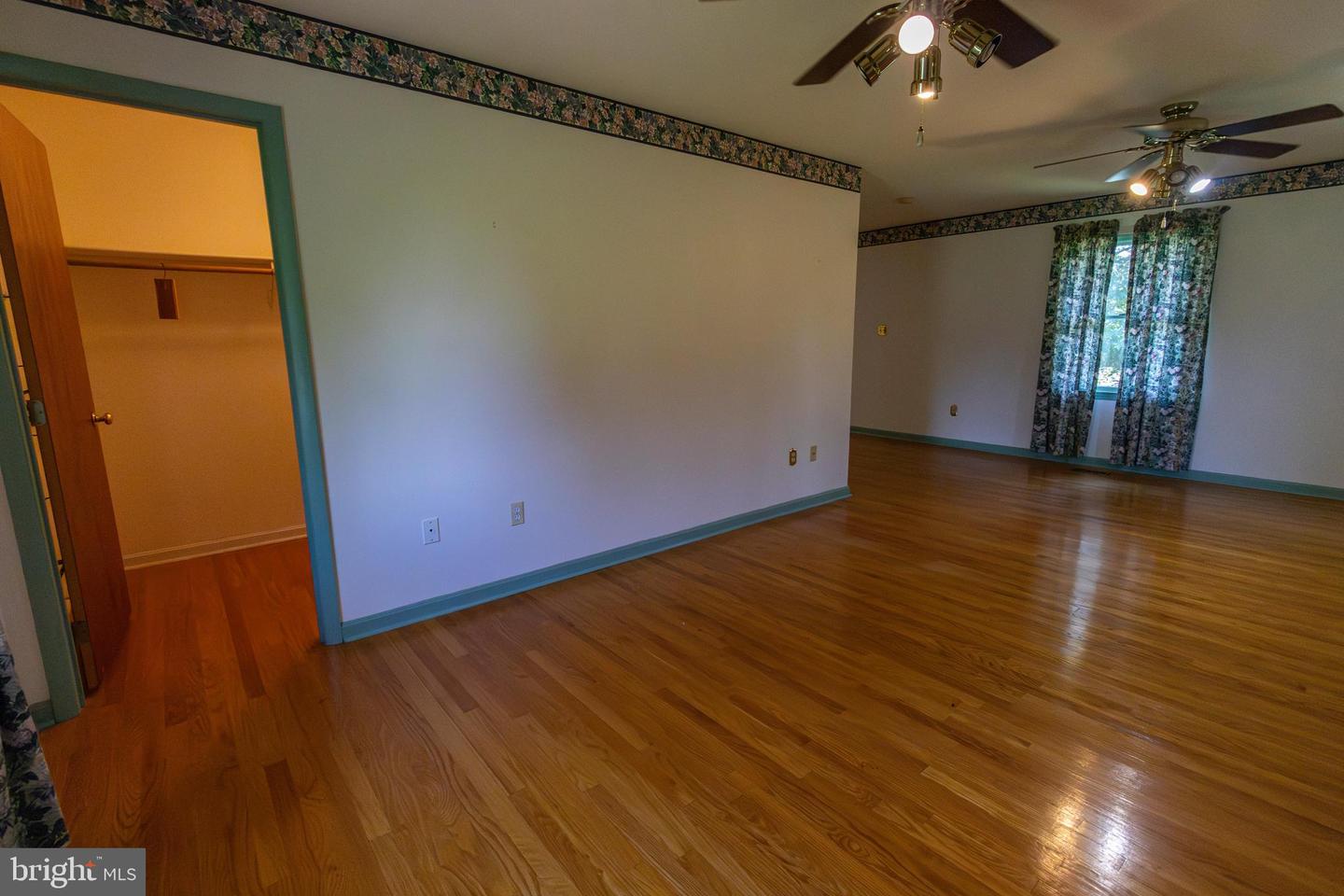 13415 CREST HILL RD, FLINT HILL, Virginia 22627, 3 Bedrooms Bedrooms, ,2 BathroomsBathrooms,Residential,For sale,13415 CREST HILL RD,VARP2002164 MLS # VARP2002164