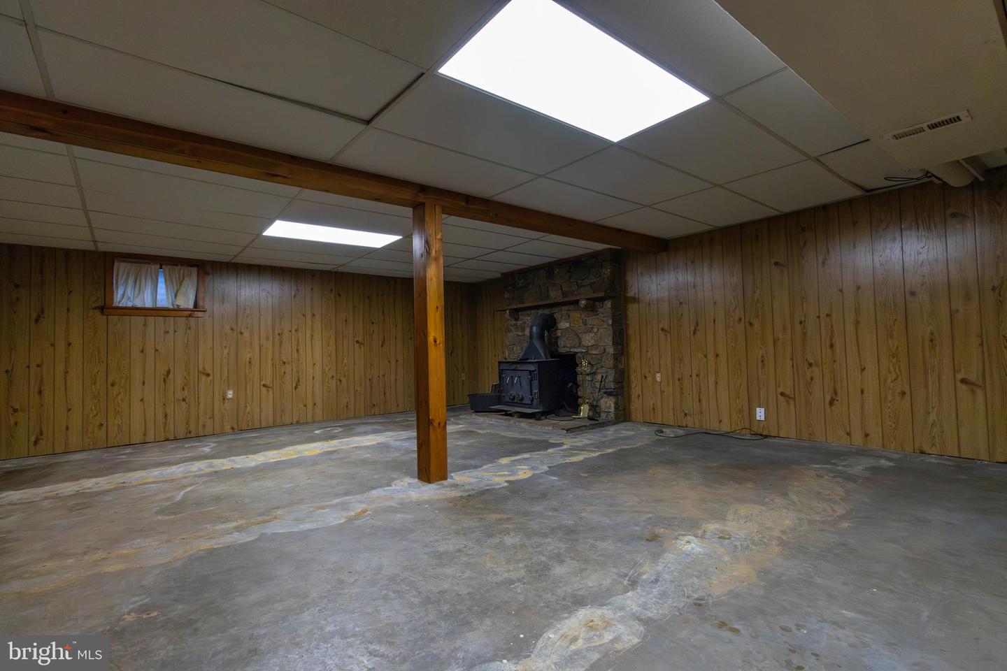13415 CREST HILL RD, FLINT HILL, Virginia 22627, 3 Bedrooms Bedrooms, ,2 BathroomsBathrooms,Residential,For sale,13415 CREST HILL RD,VARP2002164 MLS # VARP2002164