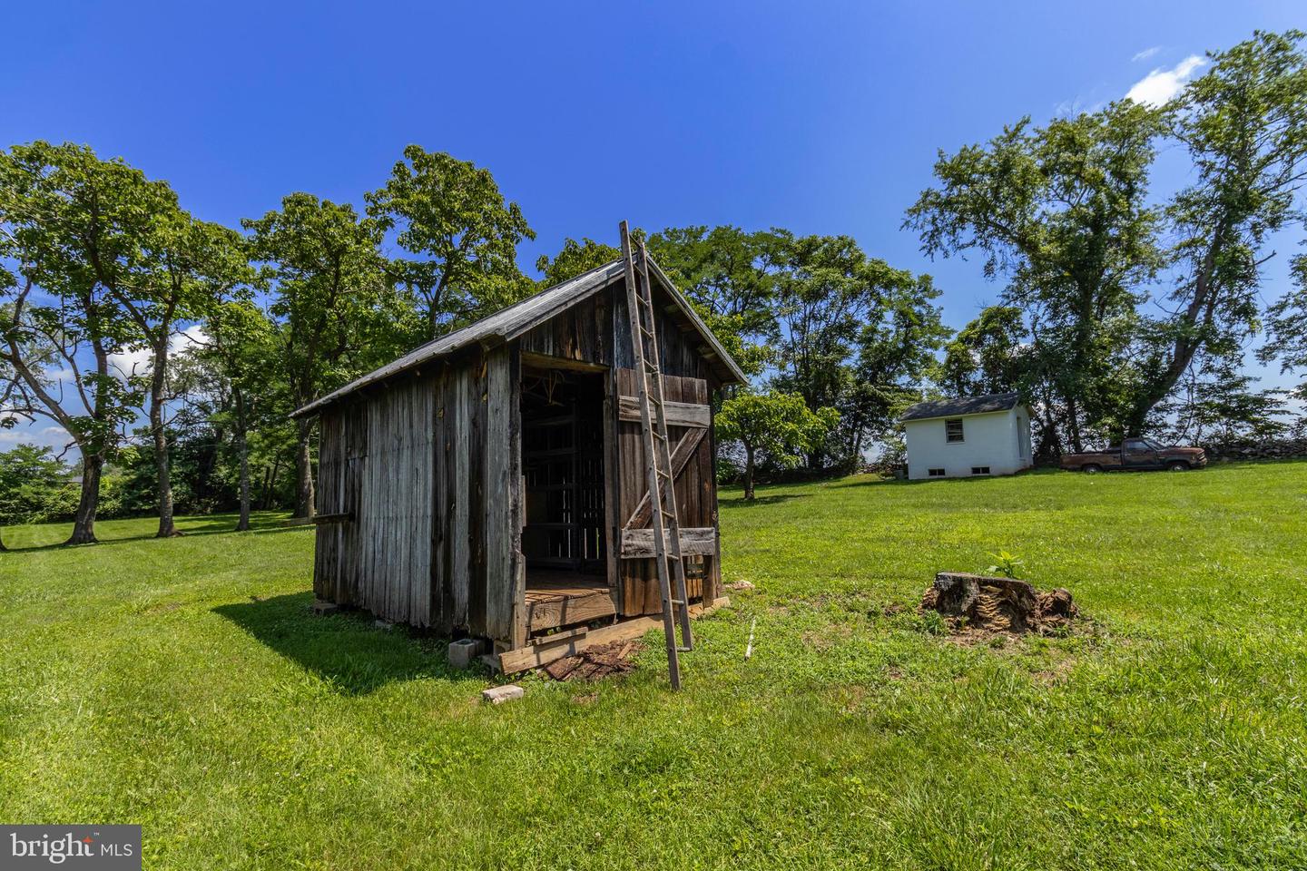 13415 CREST HILL RD, FLINT HILL, Virginia 22627, 3 Bedrooms Bedrooms, ,2 BathroomsBathrooms,Residential,For sale,13415 CREST HILL RD,VARP2002164 MLS # VARP2002164