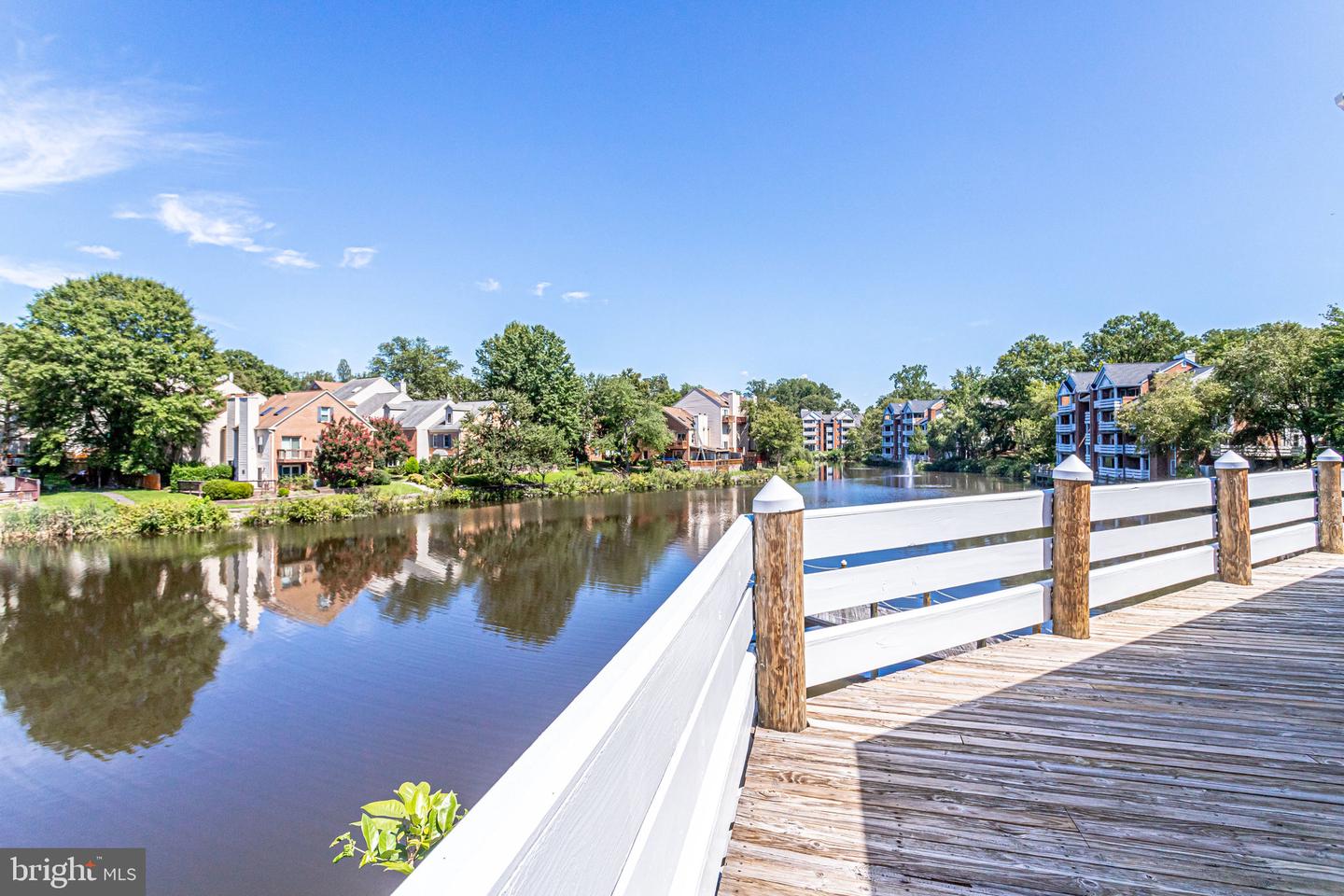 7596-J LAKESIDE VILLAGE DR, FALLS CHURCH, Virginia 22042, 2 Bedrooms Bedrooms, ,2 BathroomsBathrooms,Residential,For sale,7596-J LAKESIDE VILLAGE DR,VAFX2253170 MLS # VAFX2253170