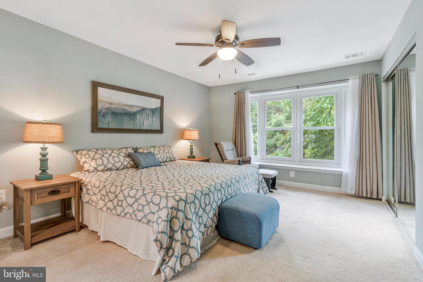 7596-J LAKESIDE VILLAGE DR, FALLS CHURCH, Virginia 22042, 2 Bedrooms Bedrooms, ,2 BathroomsBathrooms,Residential,For sale,7596-J LAKESIDE VILLAGE DR,VAFX2253170 MLS # VAFX2253170