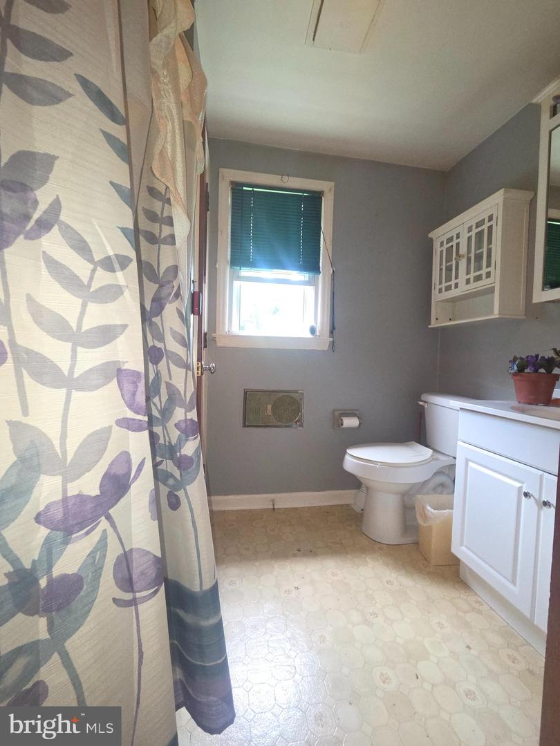 5880 CARDINAL ST, MOUNT JACKSON, Virginia 22842, 3 Bedrooms Bedrooms, ,1 BathroomBathrooms,Residential,For sale,5880 CARDINAL ST,VASH2011892 MLS # VASH2011892
