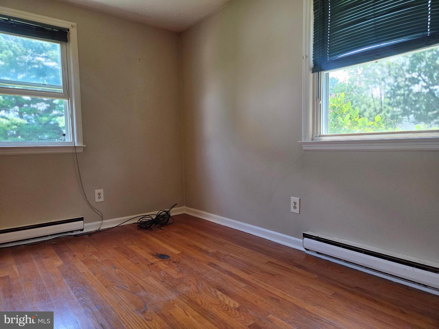 5880 CARDINAL ST, MOUNT JACKSON, Virginia 22842, 3 Bedrooms Bedrooms, ,1 BathroomBathrooms,Residential,For sale,5880 CARDINAL ST,VASH2011892 MLS # VASH2011892