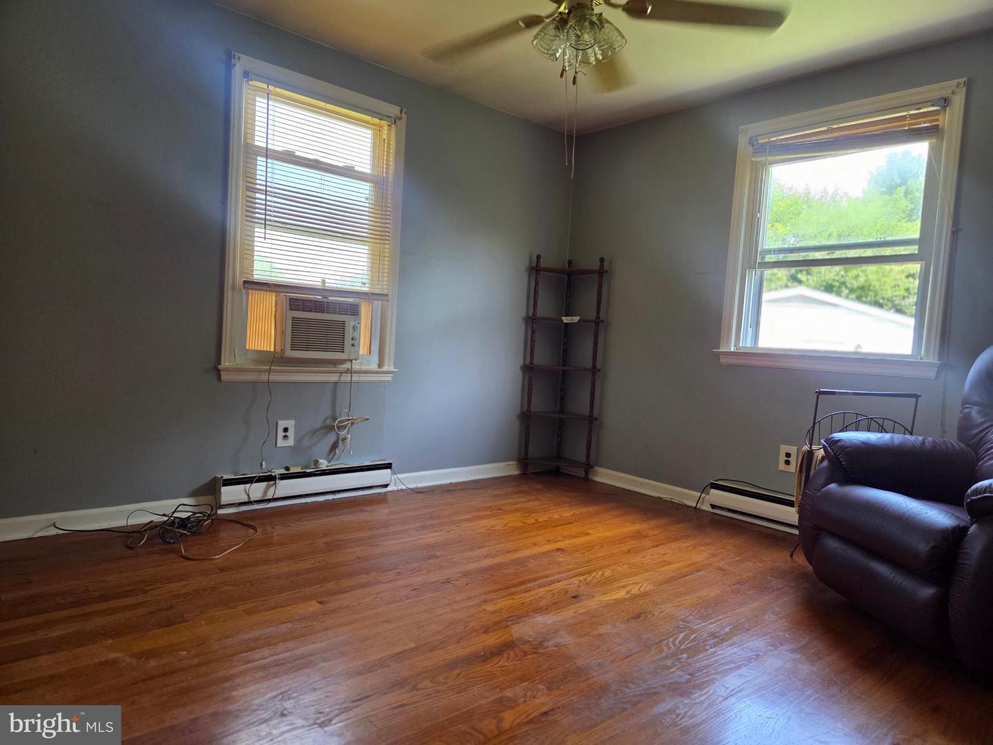 5880 CARDINAL ST, MOUNT JACKSON, Virginia 22842, 3 Bedrooms Bedrooms, ,1 BathroomBathrooms,Residential,For sale,5880 CARDINAL ST,VASH2011892 MLS # VASH2011892