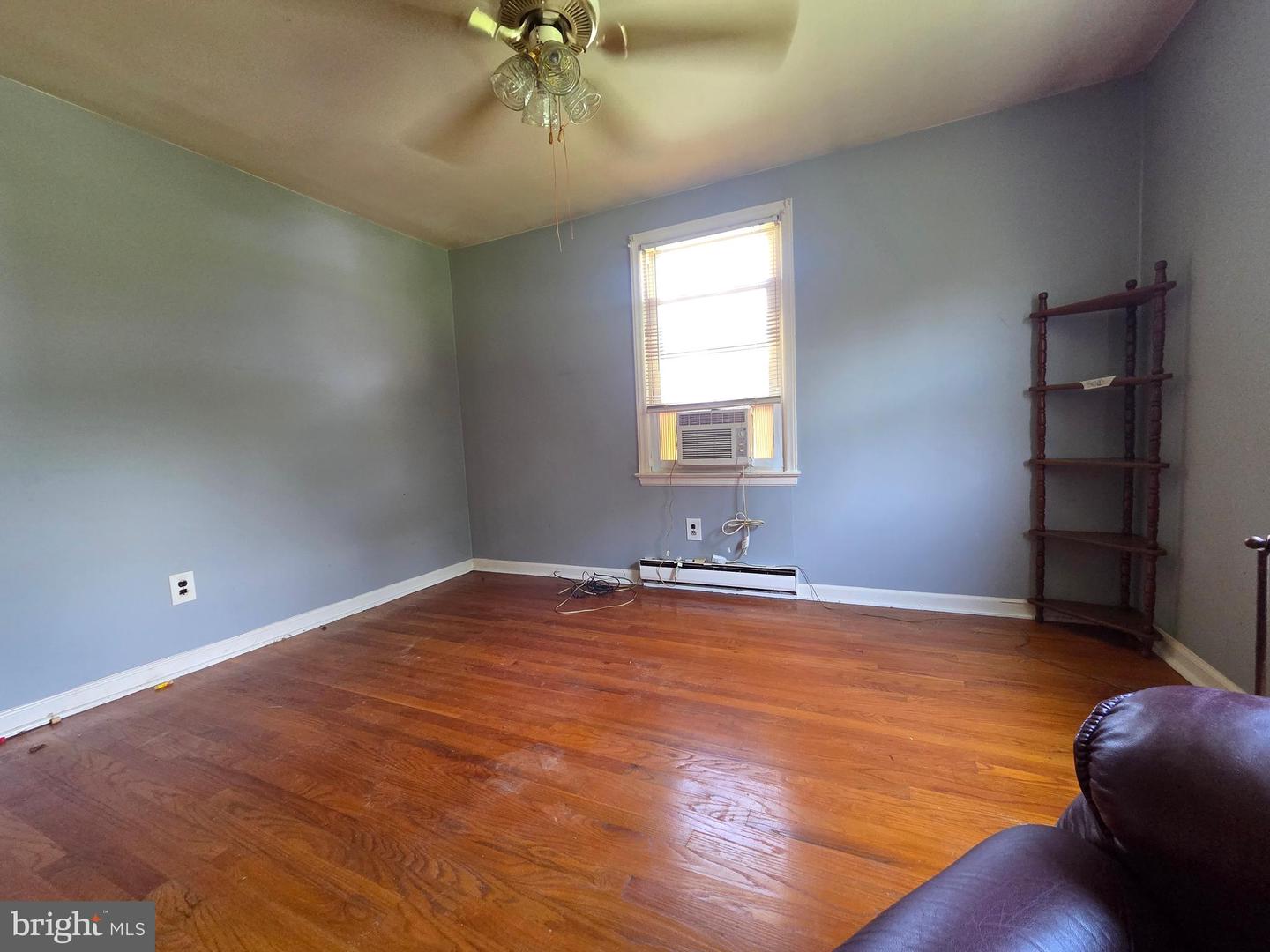 5880 CARDINAL ST, MOUNT JACKSON, Virginia 22842, 3 Bedrooms Bedrooms, ,1 BathroomBathrooms,Residential,For sale,5880 CARDINAL ST,VASH2011892 MLS # VASH2011892