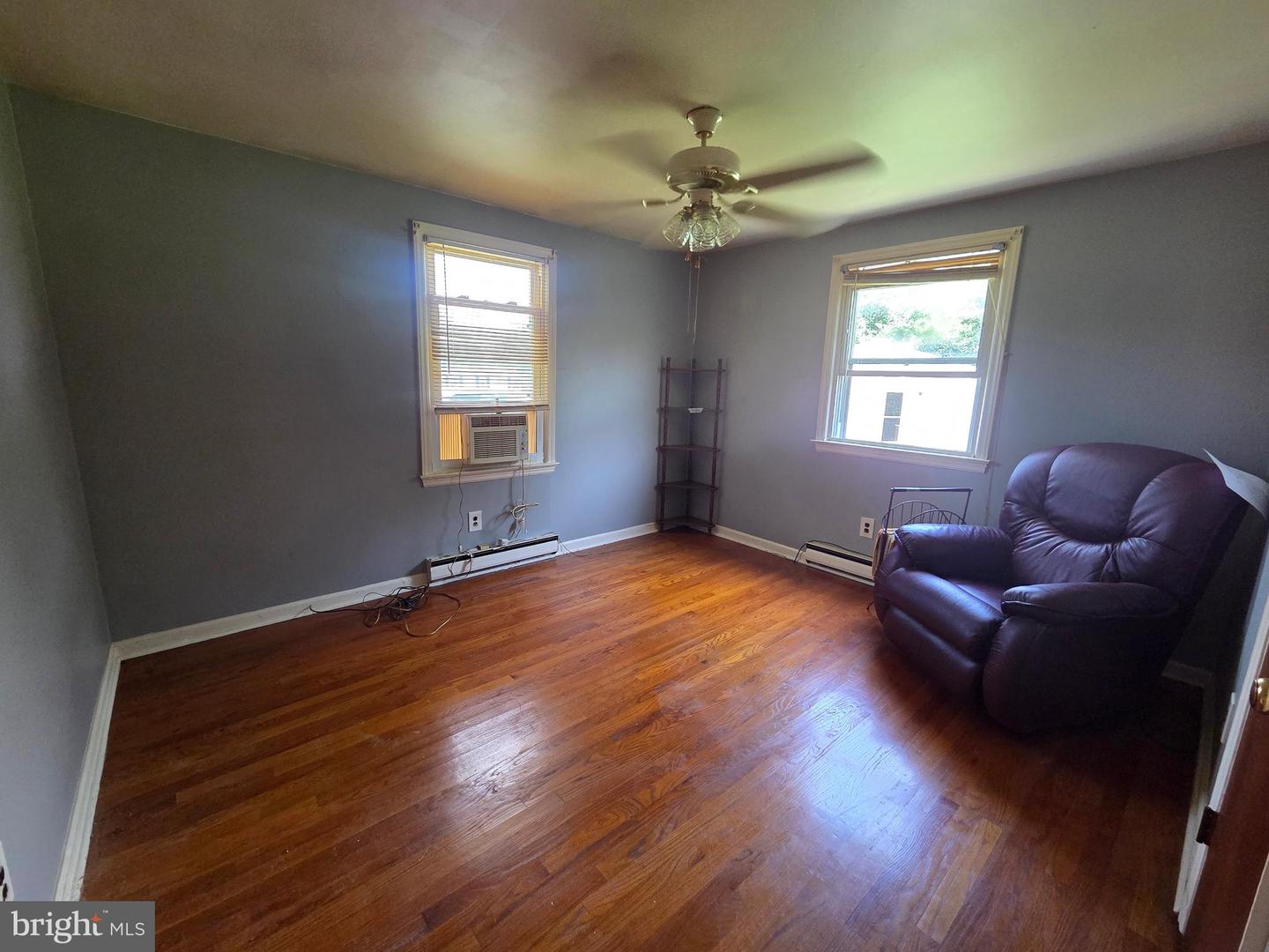 5880 CARDINAL ST, MOUNT JACKSON, Virginia 22842, 3 Bedrooms Bedrooms, ,1 BathroomBathrooms,Residential,For sale,5880 CARDINAL ST,VASH2011892 MLS # VASH2011892