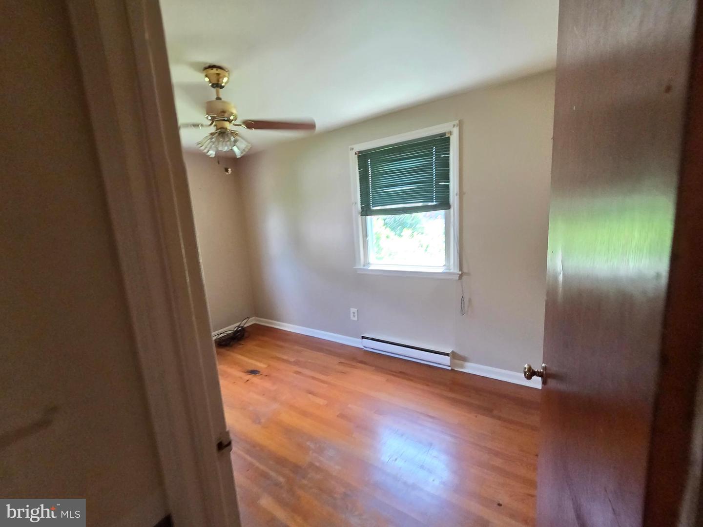5880 CARDINAL ST, MOUNT JACKSON, Virginia 22842, 3 Bedrooms Bedrooms, ,1 BathroomBathrooms,Residential,For sale,5880 CARDINAL ST,VASH2011892 MLS # VASH2011892