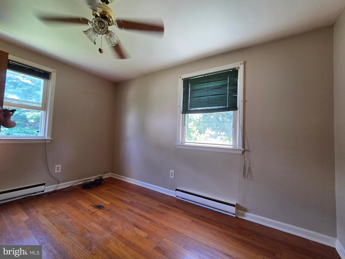 5880 CARDINAL ST, MOUNT JACKSON, Virginia 22842, 3 Bedrooms Bedrooms, ,1 BathroomBathrooms,Residential,For sale,5880 CARDINAL ST,VASH2011892 MLS # VASH2011892